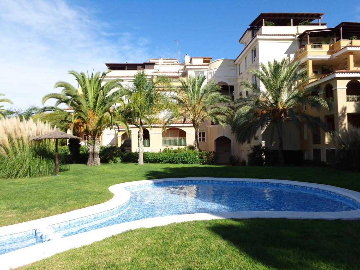 Cortes Valencianas 45 Naquera Exterior photo